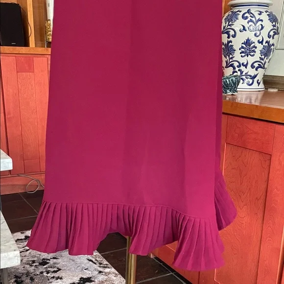 Alfani Berry Long Sleeve Dress with Pleated Accents Size 12 EUC - Picture 4 of 9